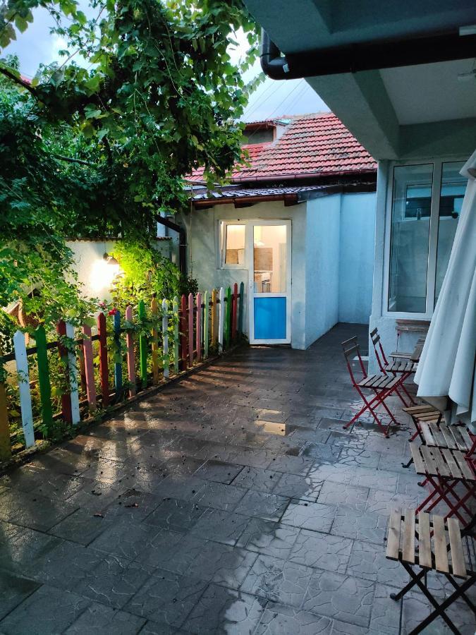 Ivavev Is Us Bythesea Constanta Exterior photo