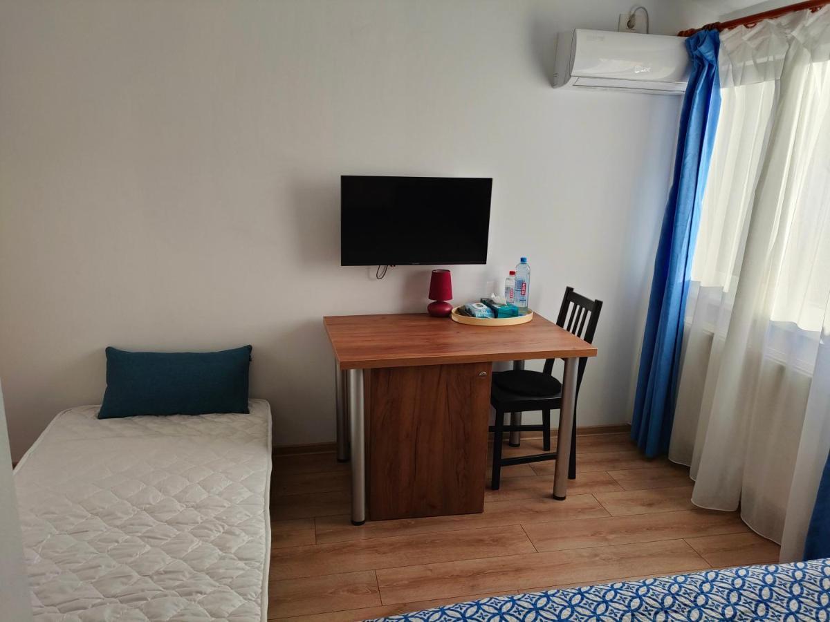 Ivavev Is Us Bythesea Constanta Exterior photo